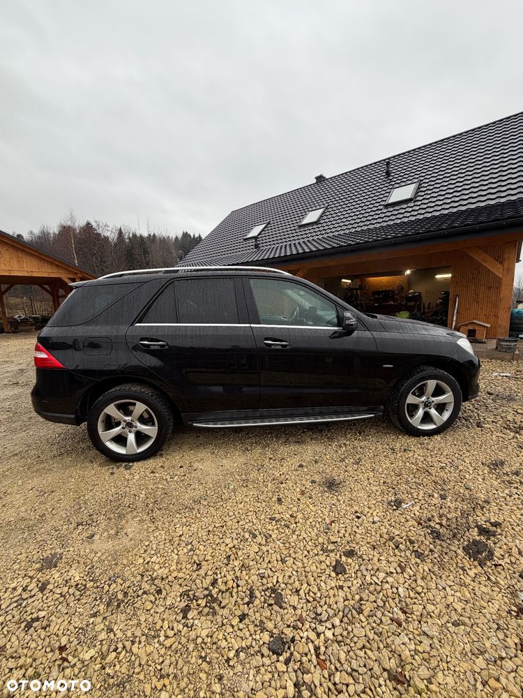 Mercedes-Benz ML 350 BlueTEC 4-Matic - 24