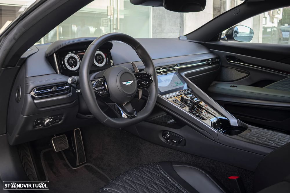 Aston Martin DB12 Coupé V8 - 9