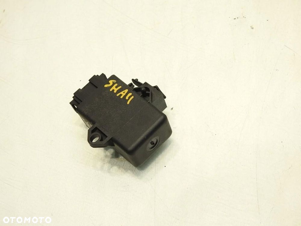 MODUŁ STEROWNIK PODGRZEWANIA FOTELA VW SHARAN II 1K0959772 - 4