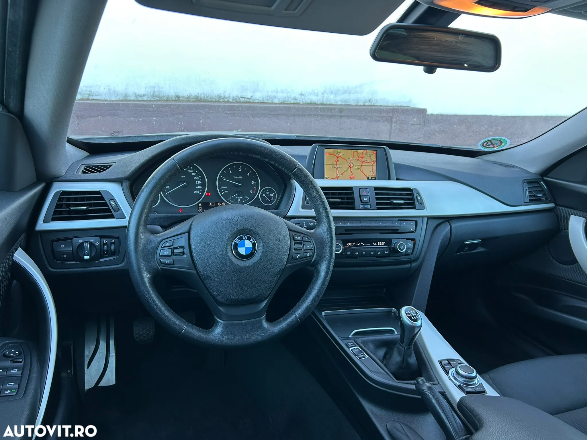 BMW Seria 3 320d GT - 18