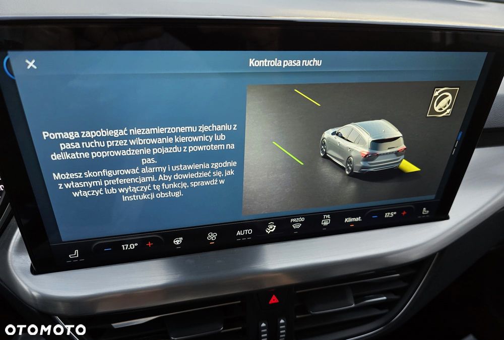 Ford Focus 1.5 EcoBlue Start-Stopp-System TITANIUM STYLE - 29