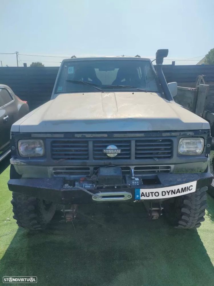 Nissan Patrol 2.8 Turbo LX - 2