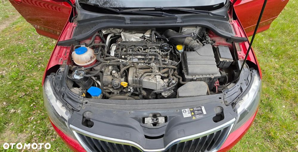 Skoda RAPID 1.6 TDI DPF Style - 14
