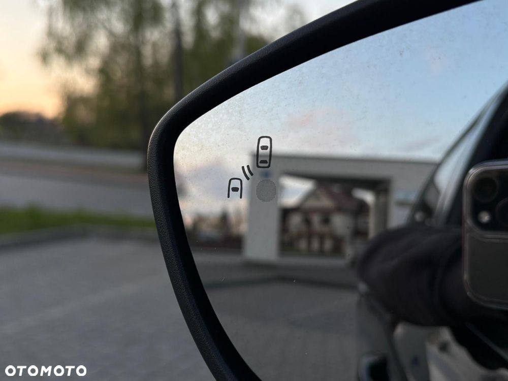 Ford Focus 2.0 EcoBlue Titanium - 23