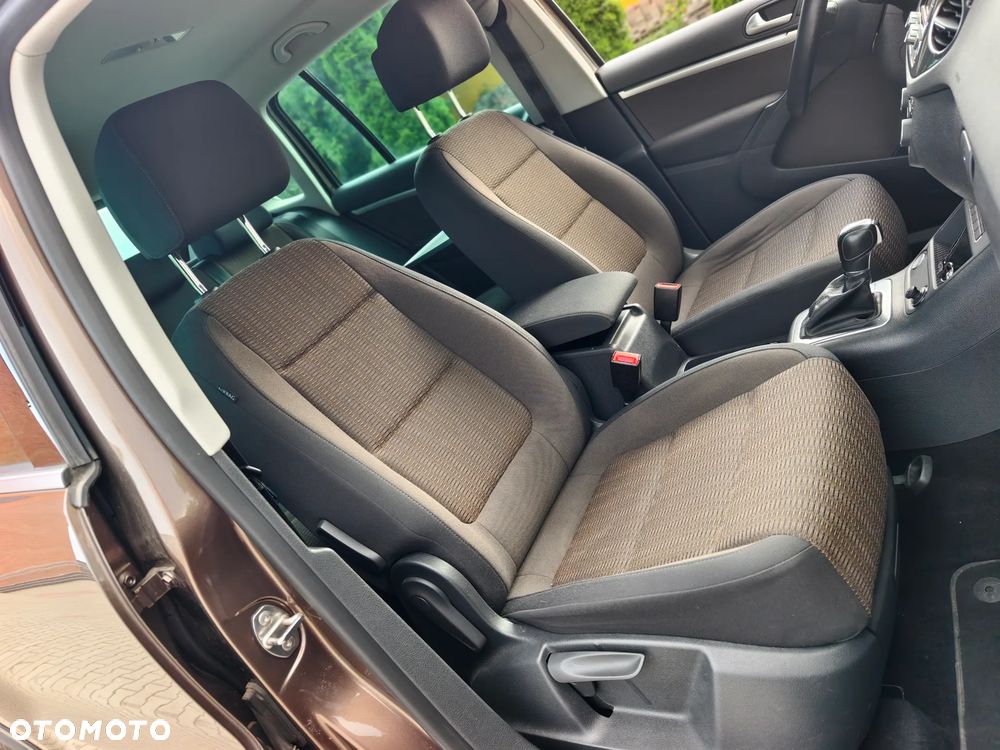 Volkswagen Tiguan 2.0 TDI SCR 4MOTION BlueMotion Technology DSG Sport & Style - 19