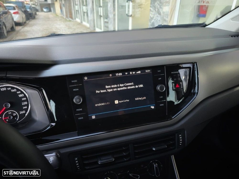 VW Polo 1.0 Confortline Nav - 18