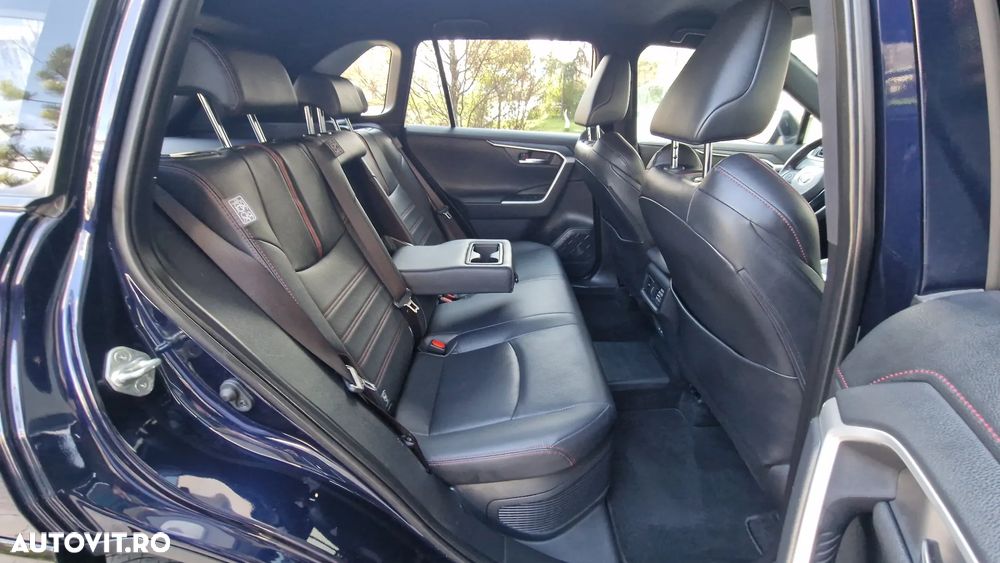 Toyota RAV4 2.5 PHEV VVT-iE 4x4 Style Bi-Tone - 30