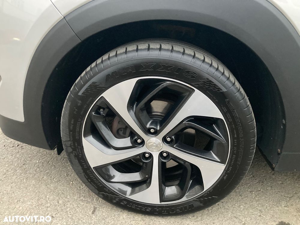 Hyundai Tucson 2.0 CRDI 4WD Premium - 35