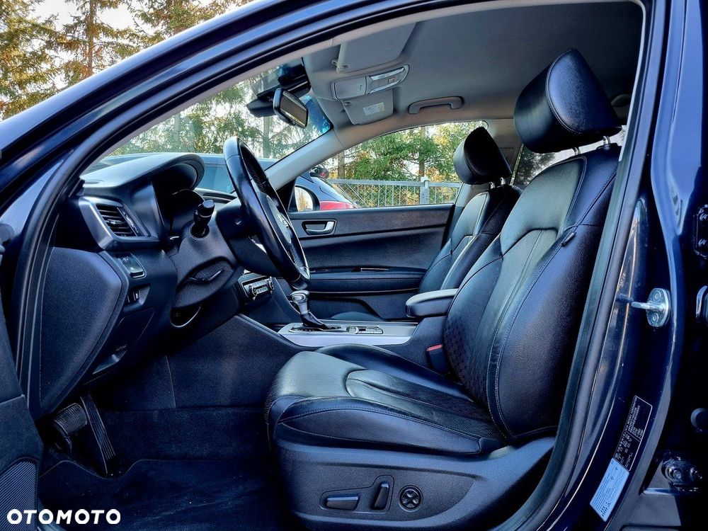 Kia Optima - 11