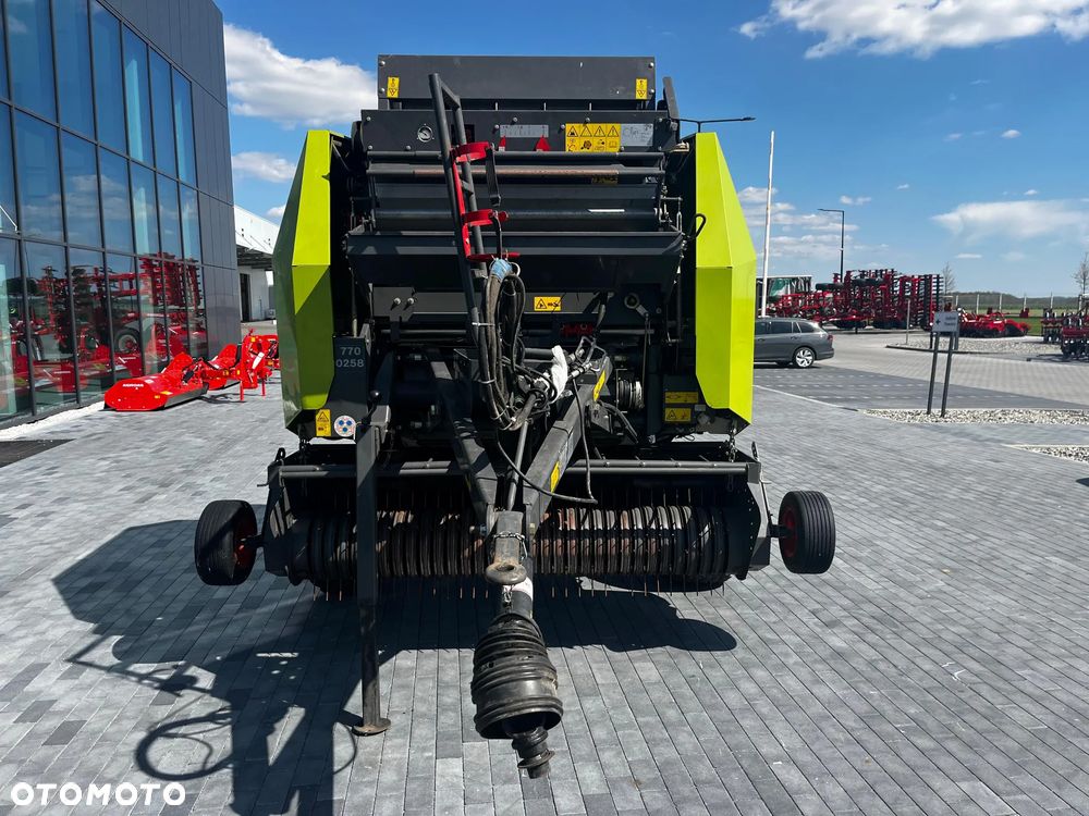 Claas VARIANT 350 - 9