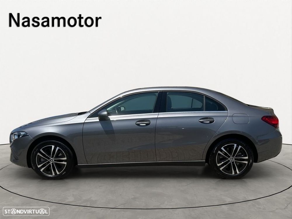 Mercedes-Benz A 250 Limousine — fotografia 7