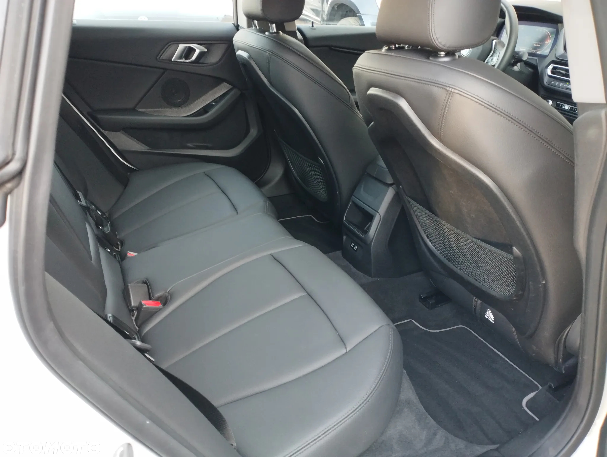 BMW Seria 2 218i Sport Line - 16