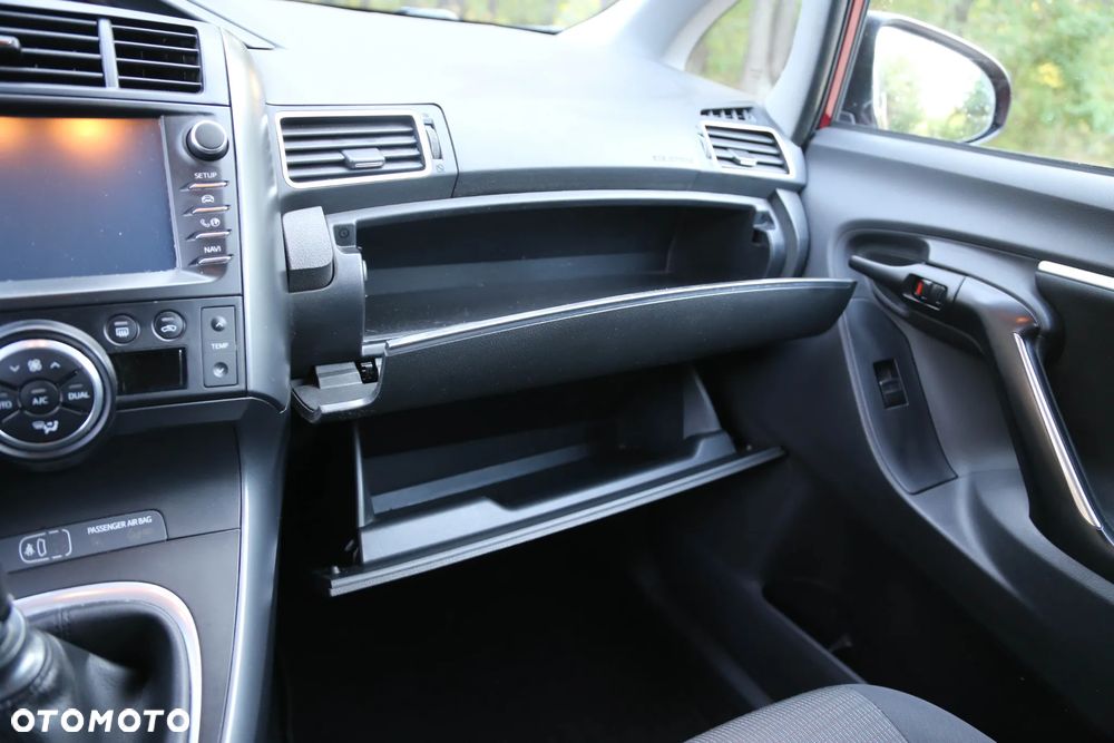 Toyota Verso 1.8 Selection 7os EU6 - 21