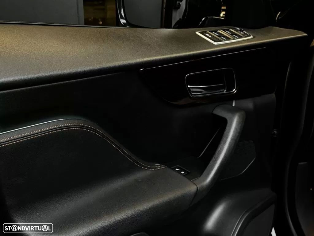 Jaguar F-Pace - 26