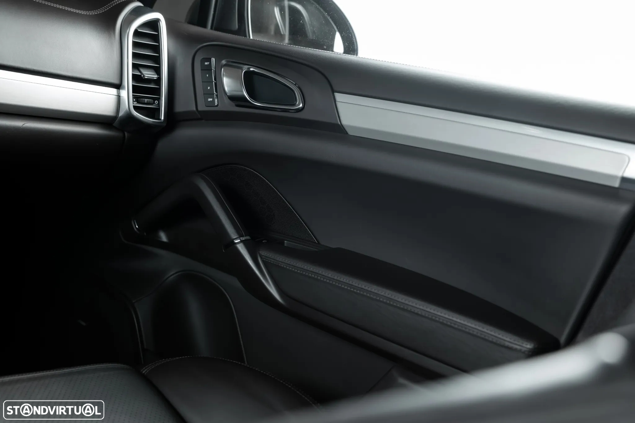 Porsche Cayenne II - 25
