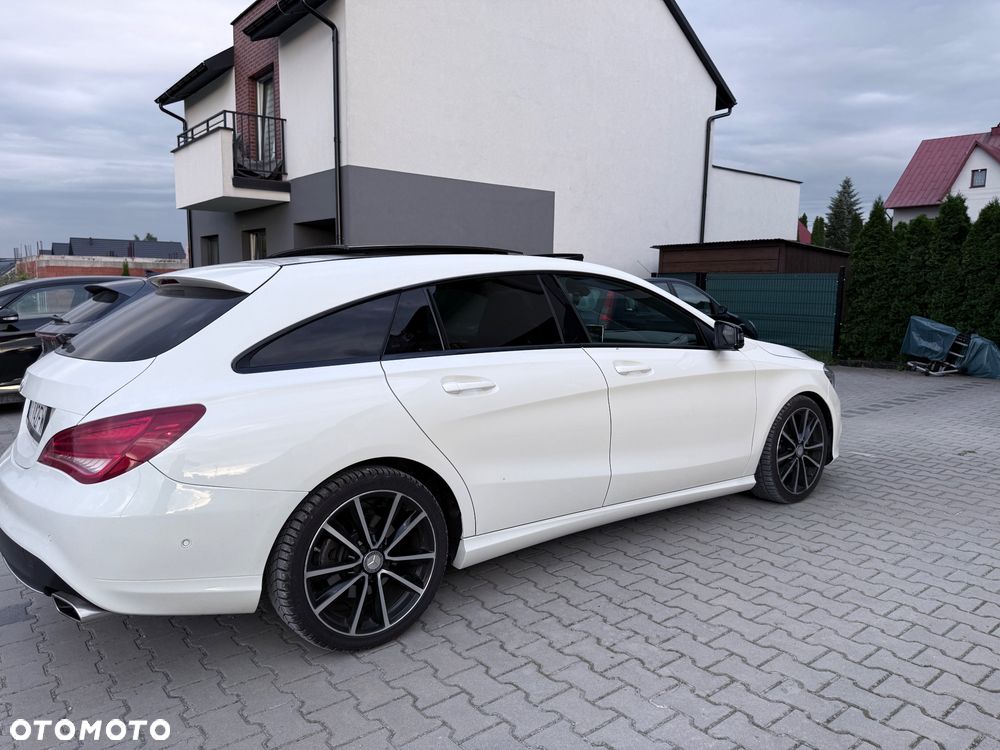 Mercedes-Benz CLA 200 7G-DCT - 9