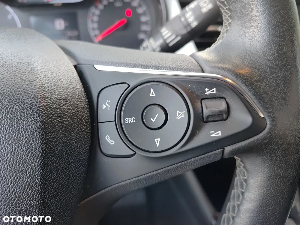 Opel Crossland X - 19