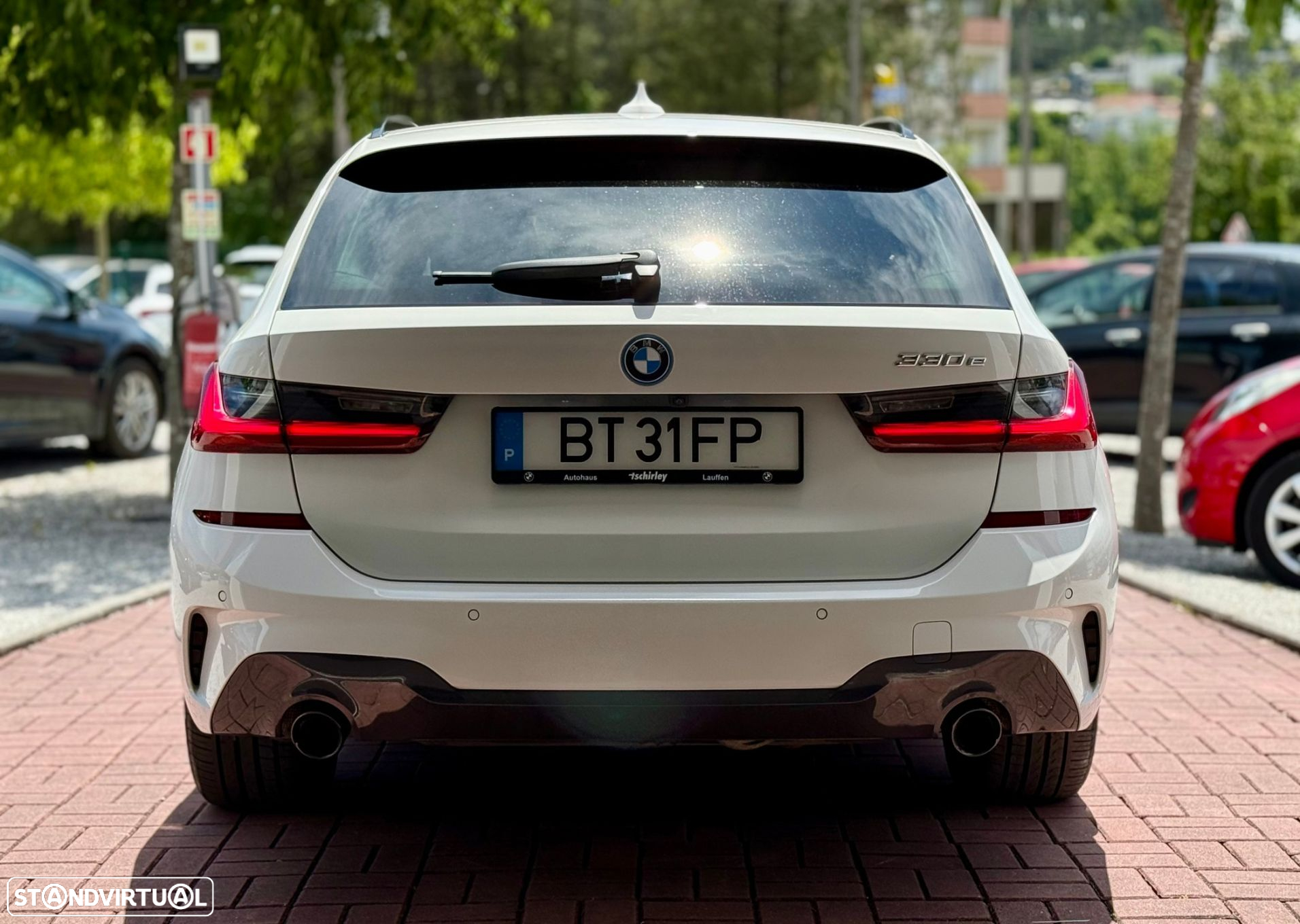 BMW 330 e Touring Pack M Auto - 11