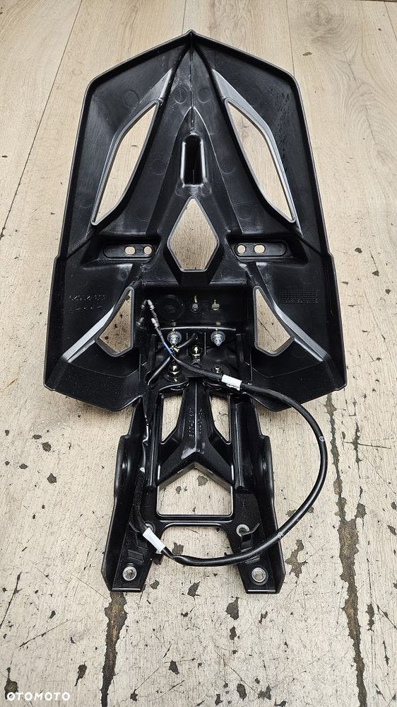 Uchwyt tablicy podświetlanie Yamaha T-Max 530 BC3-21629 - 13