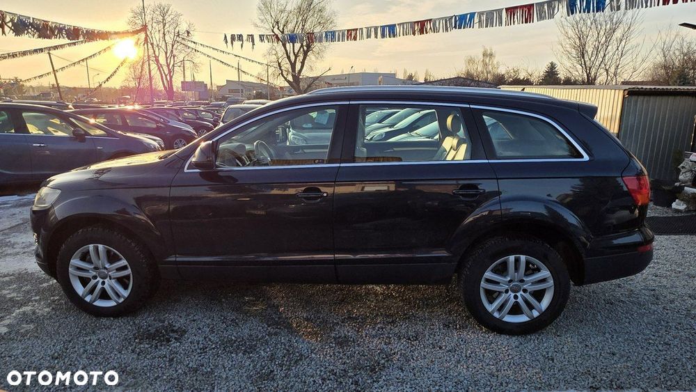 Audi Q7 - 11