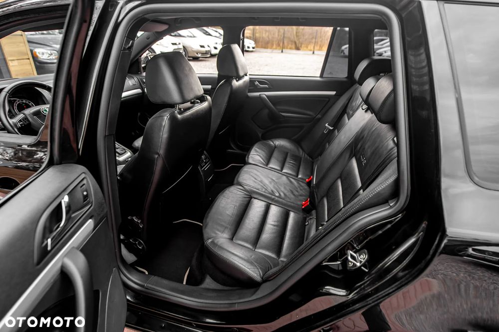 Skoda Octavia 2.0 TFSI RS DSG - 18