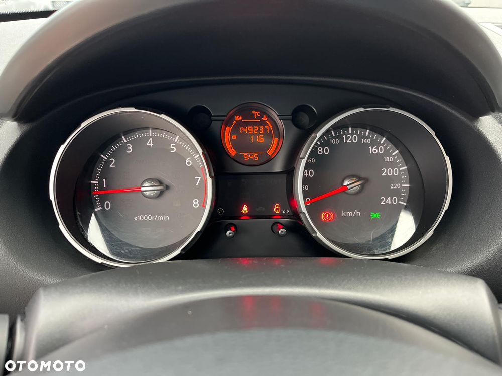 Nissan Qashqai 1.6 visia - 11