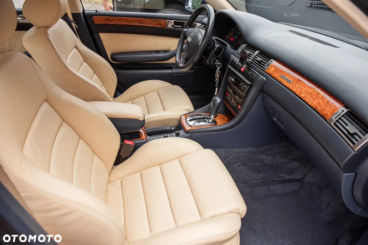 Audi A6 Avant 4.2 quattro - 28