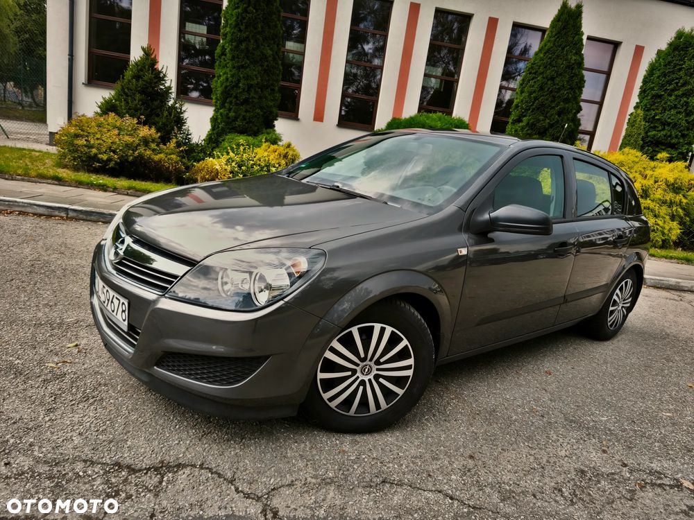 Opel Astra 1.6 Enjoy - 1