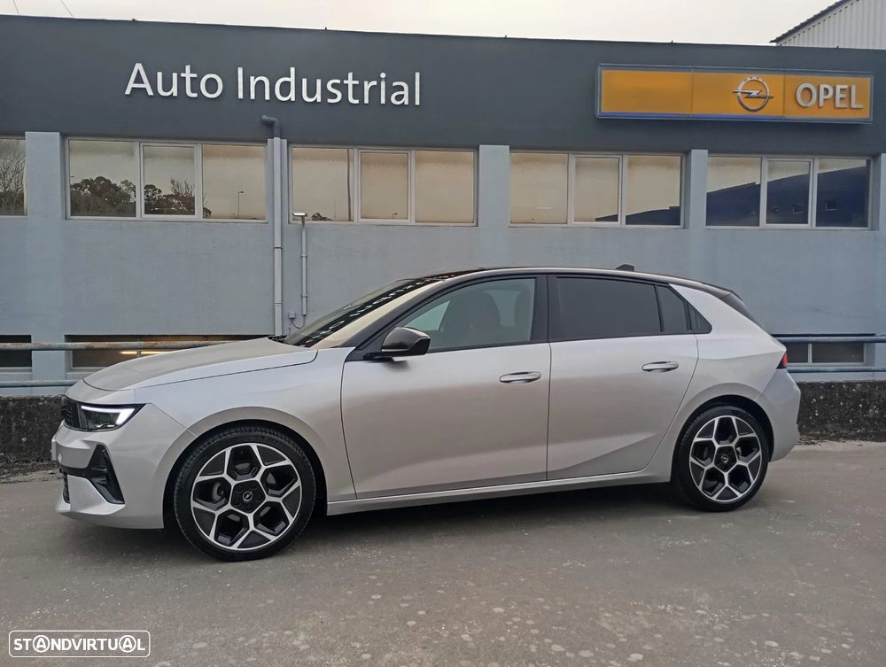 Opel Astra 1.2 T GS Aut. - 1