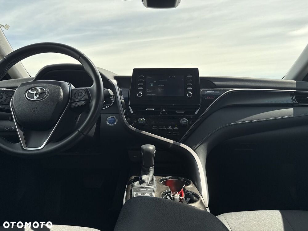 Toyota Camry 2.5 Hybrid Comfort CVT - 12