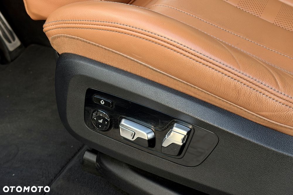 BMW X5 xDrive40i sport - 12