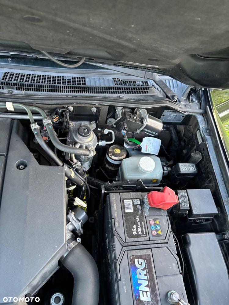 Mitsubishi Pajero 3.2 DID 5os (lea) - 15