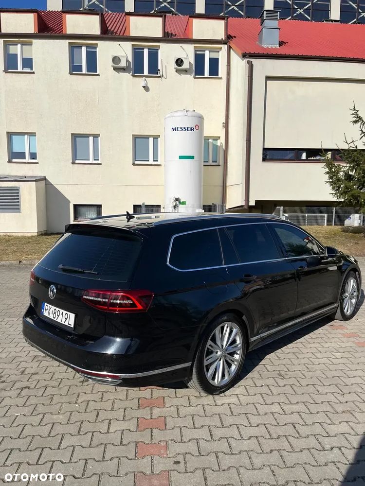 Volkswagen Passat - 8