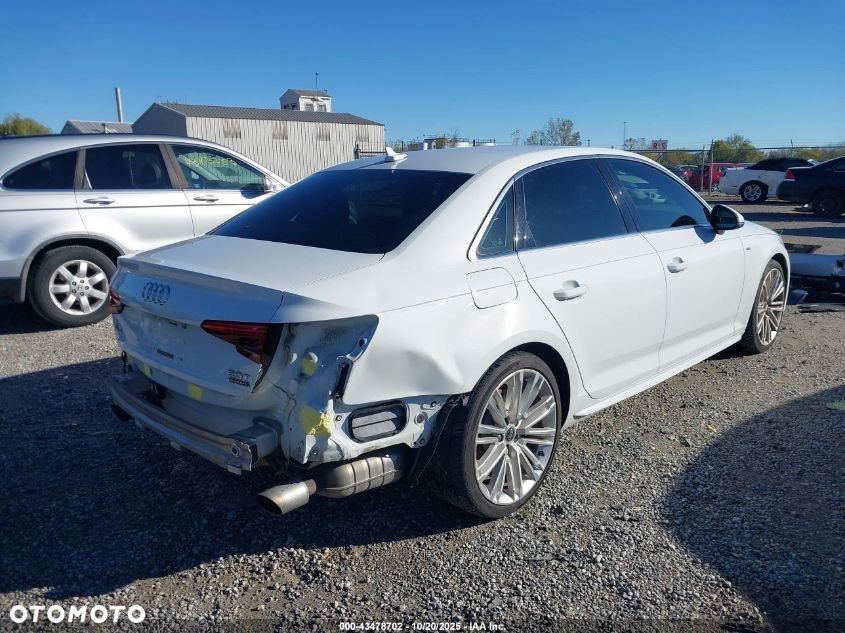 Audi A4 Limousine - 4