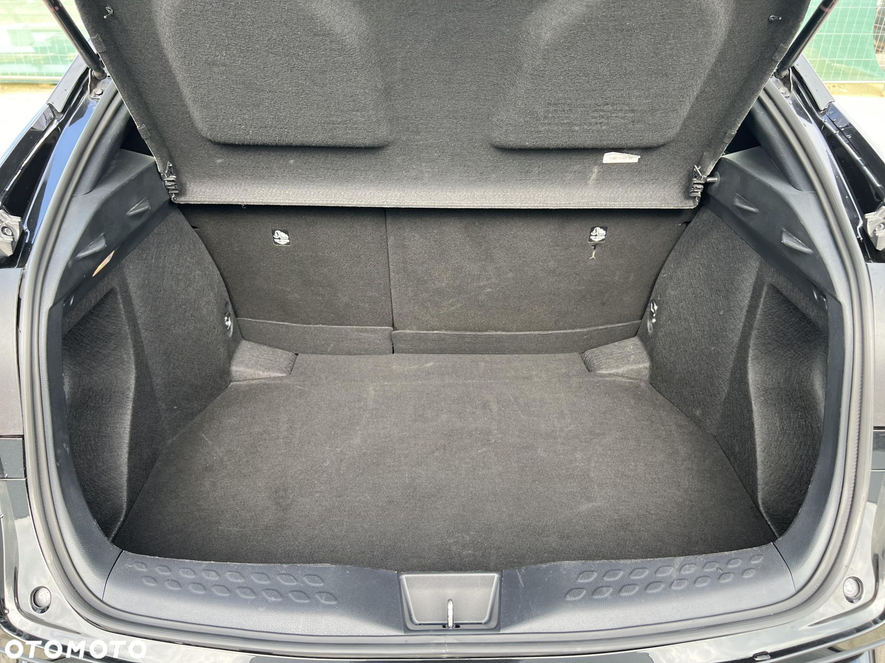 Toyota C-HR 1.8 Hybrid GPF Comfort - 13