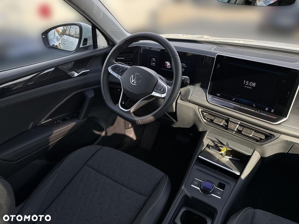 Volkswagen Tiguan - 12