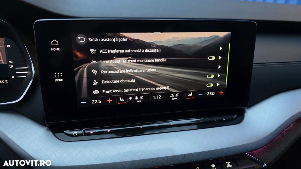 Skoda Octavia Combi 2.0 TDI DSG Tour - 34