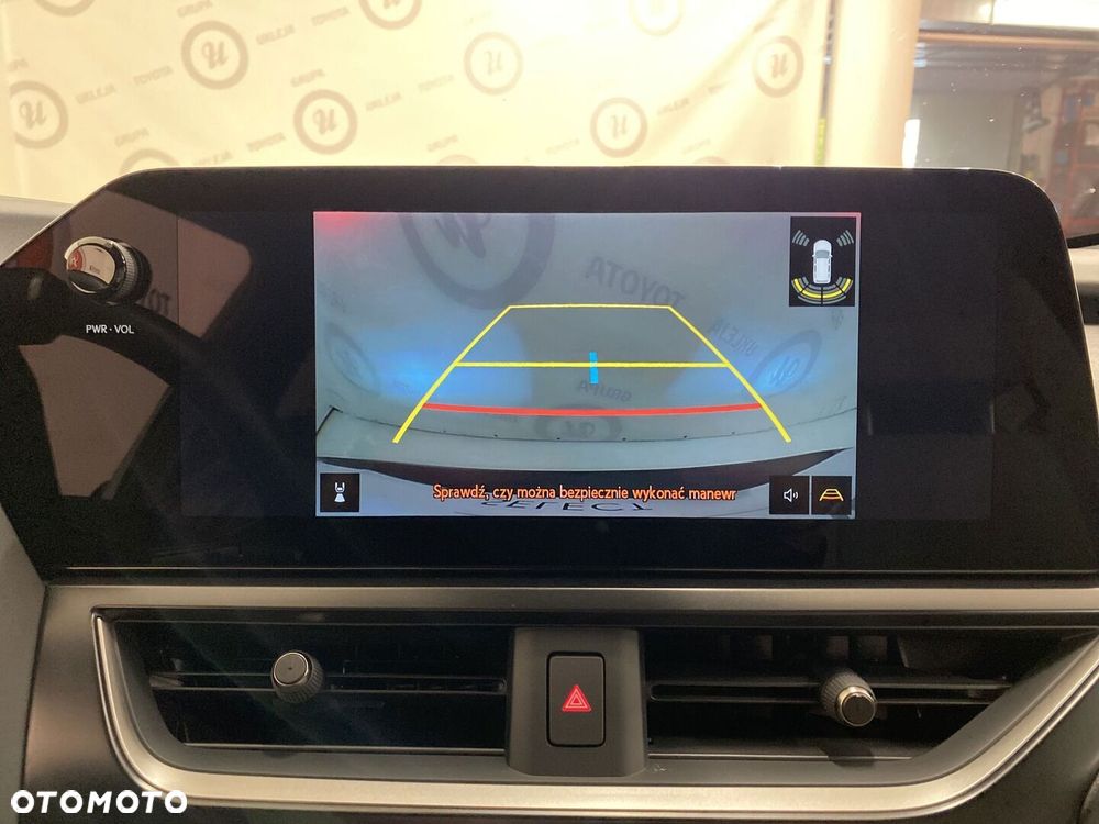 Lexus UX 300h Prestige - 17