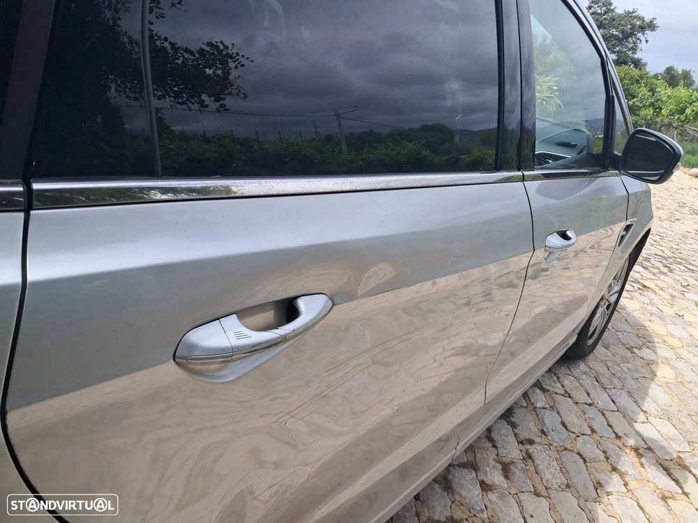Ford S-Max 2.0 TDCi Vignale - 4