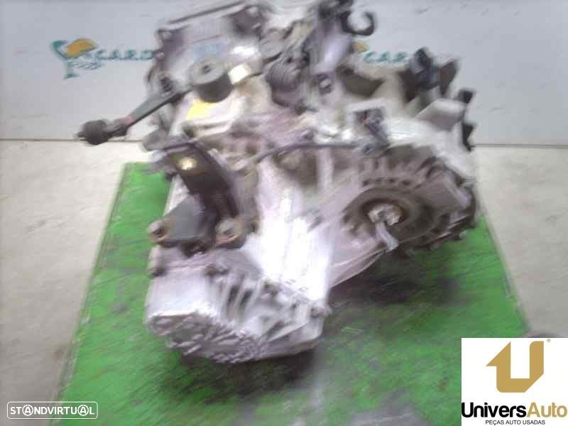 CAIXA VELOCIDADES HYUNDAI GETZ 2003 -J422YJ - 2