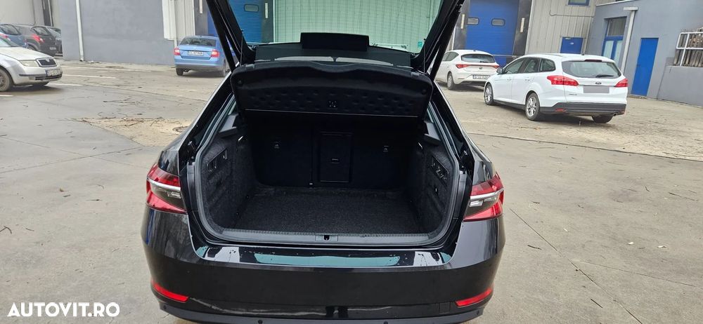 Skoda Superb 2.0 TDI 4X4 DSG Style - 11