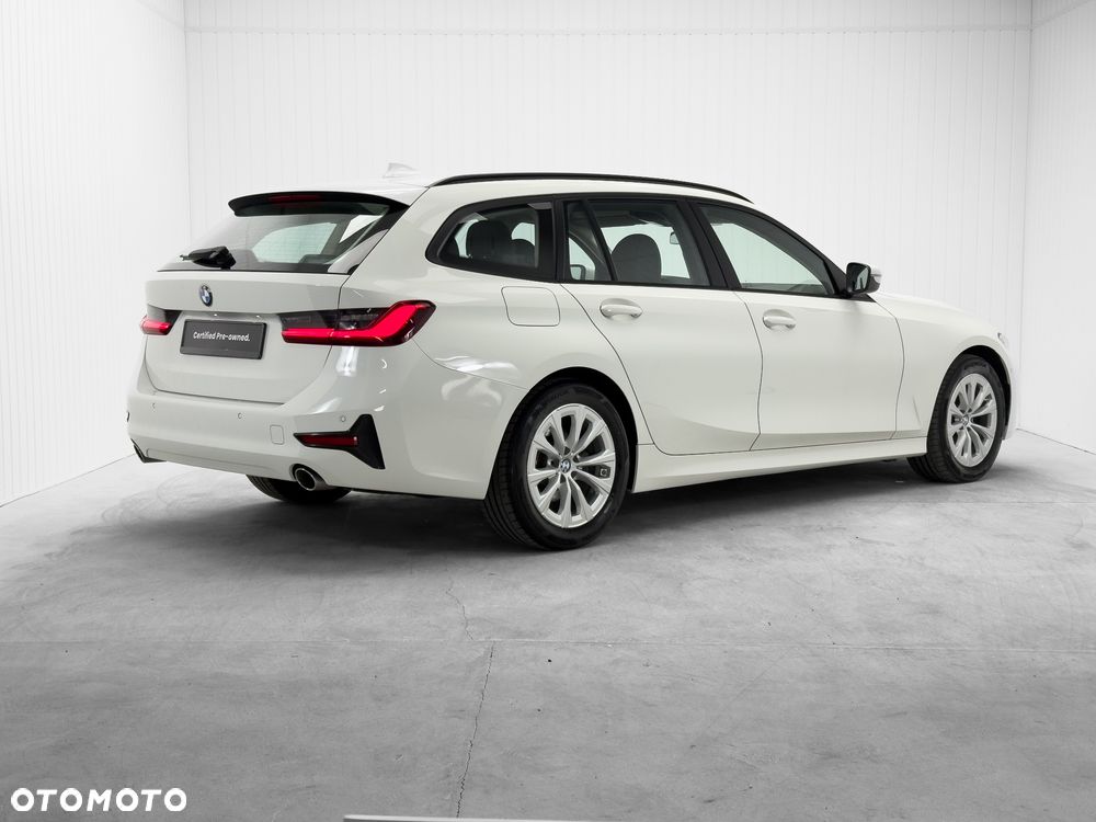 BMW Seria 3 318d Touring Advantage - 4