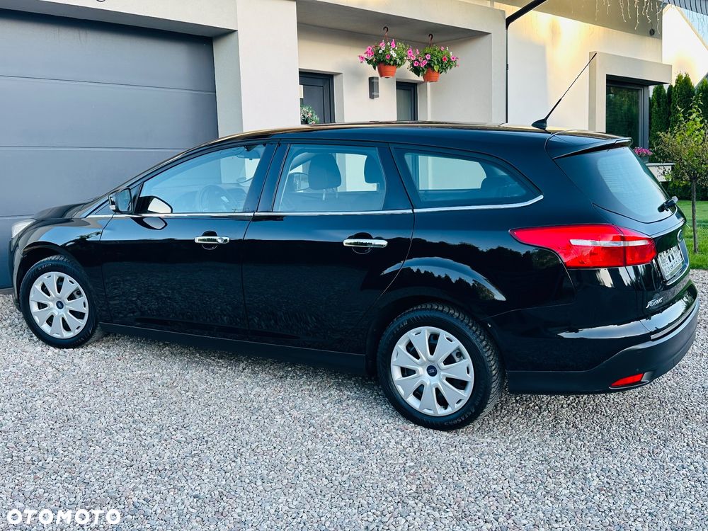 Ford Focus - 25