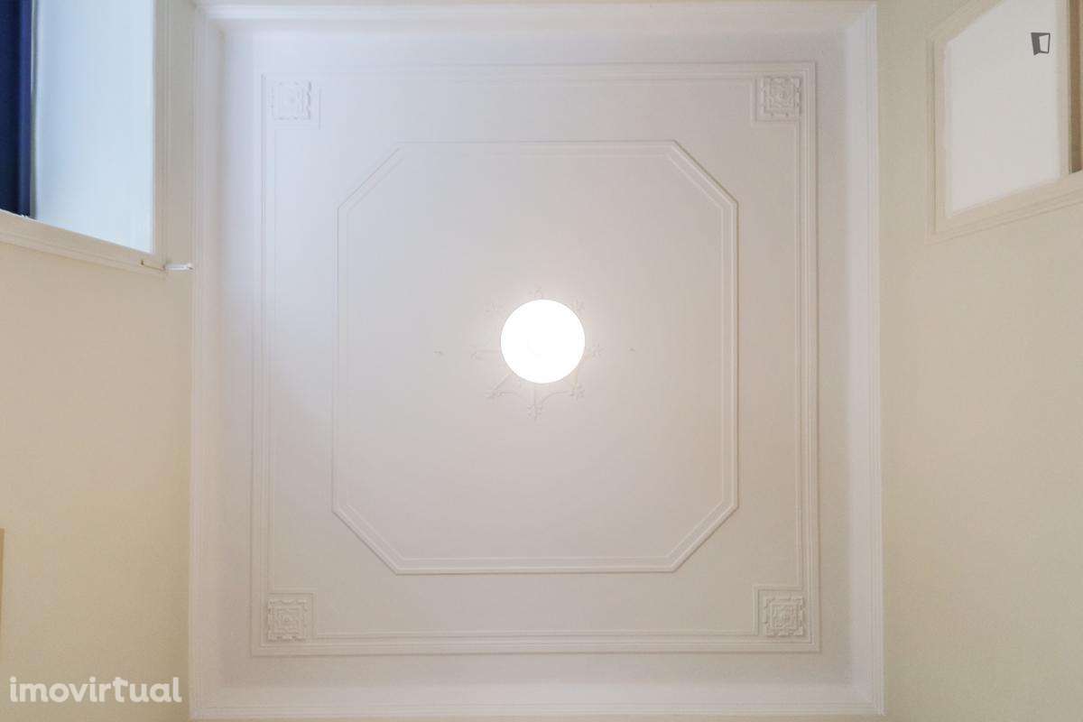 Quarto - localizado em Arroios Lisbon - Grande imagem: 3/16