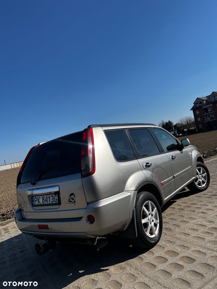 Nissan X-Trail 2.2 dCi 4x2 Comfort - 6