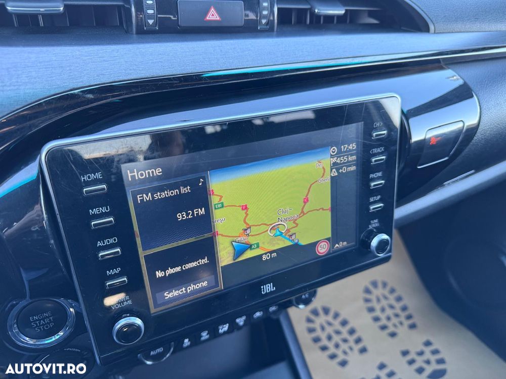 Toyota Hilux 2.8D 204CP 4x4 Double Cab AT Invincible - 35