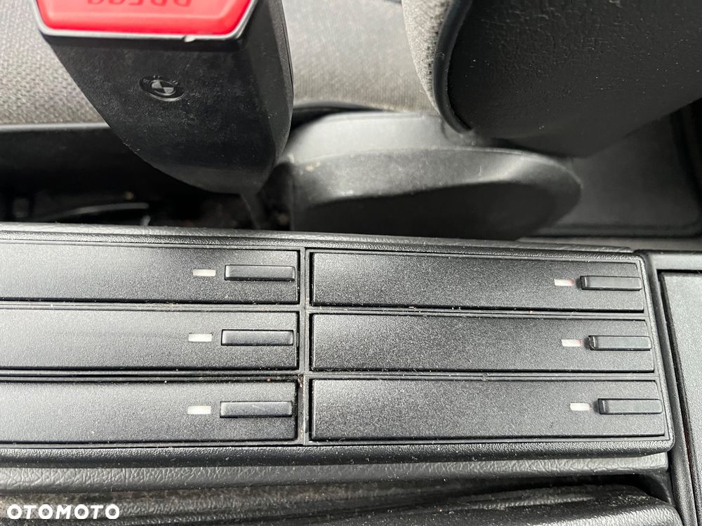 BMW Seria 3 316i - 18