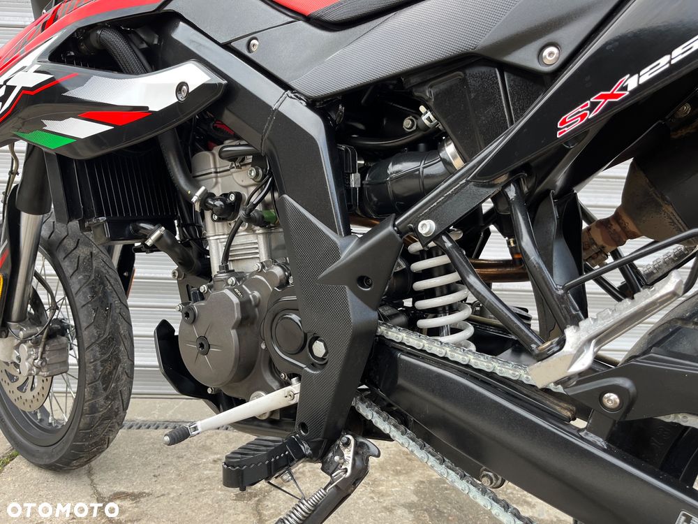 Aprilia SX - 10