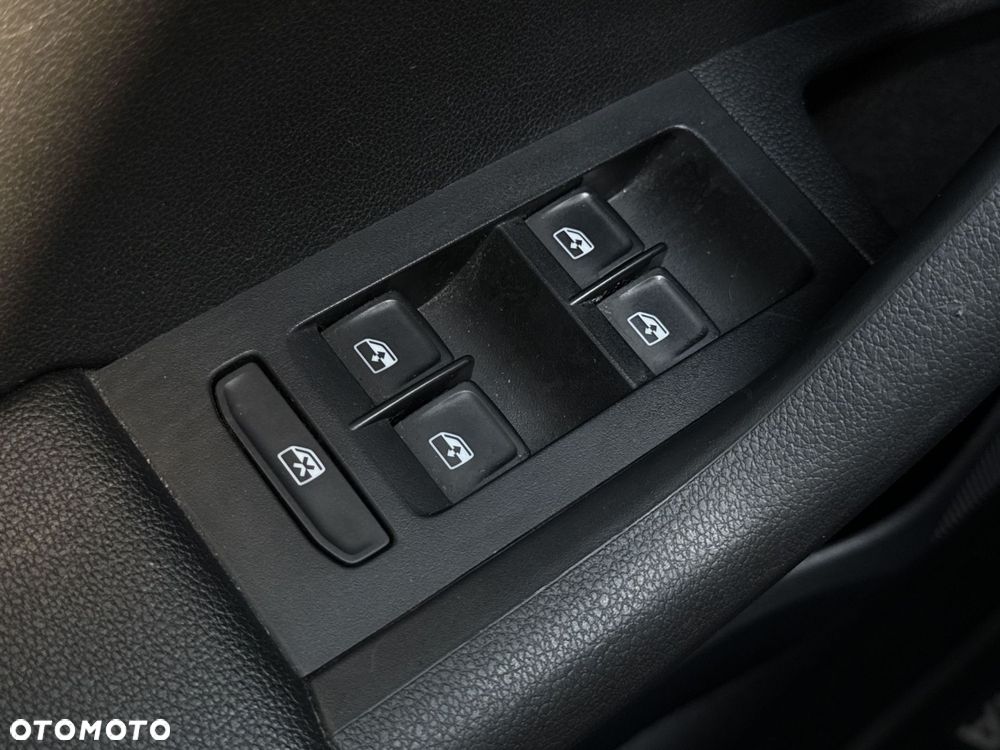 Skoda Octavia - 25