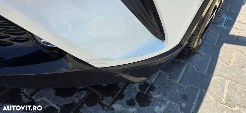 Toyota C-HR - 4